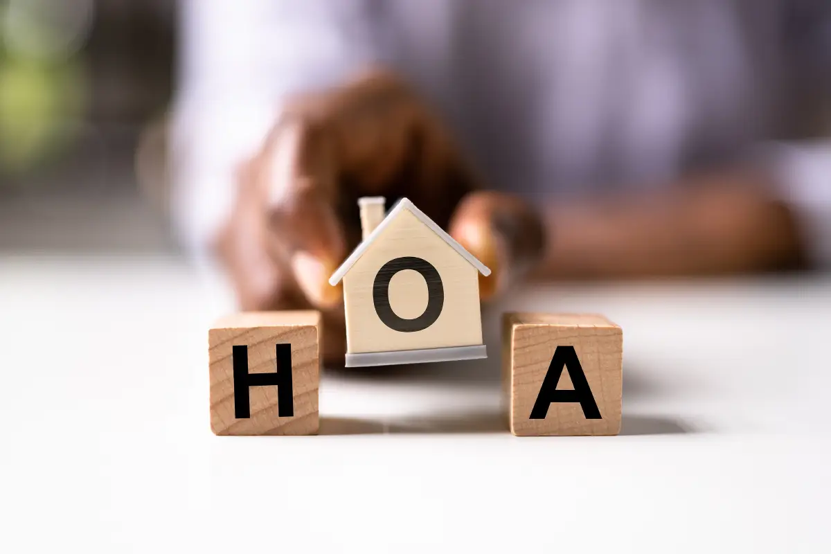 What Do HOA Fees Usually Cover in San Diego Rental Properties?